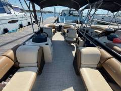 2024 Lowe SS 230W, $ 34,000.00