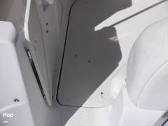 1997 Regal 2750 Commadore, $ 33,350.00