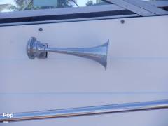 1997 Regal 2750 Commadore, $ 33,350.00