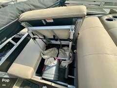 2022 Sun Tracker Party -Barge 22 DLX, $ 31,000.00