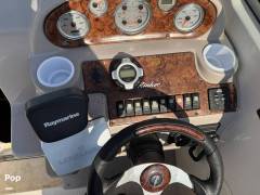 2005 Rinker Fiesta Vee 250, $ 36,600.00