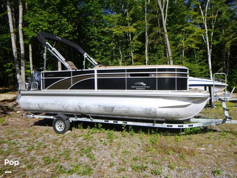 2020 Bennington 21SXP, $ 39,000.00