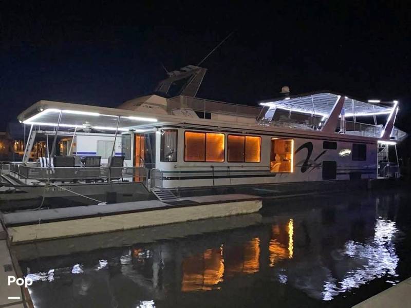 1998 Sunstar 16X75 WB, $ 189,000.00