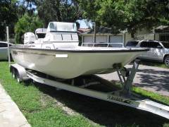 2003 Everglades 210, $ 30,000.00