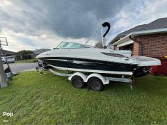 2010 Sea Ray 220 Sundeck, $ 25,995.00