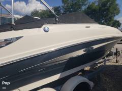 2010 Sea Ray 220 Sundeck, $ 25,995.00