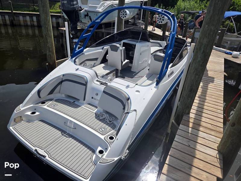2020 Yamaha AR240, $ 49,000.00
