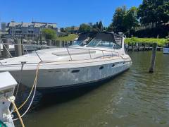 1996 Cruisers Yachts 3375 Rogue, $ 40,000.00