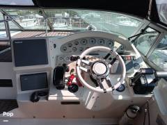 1996 Cruisers Yachts 3375 Rogue, $ 40,000.00