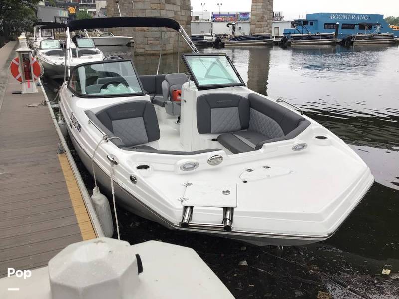 2025 NauticStar 223 DC, $ 42,193.00