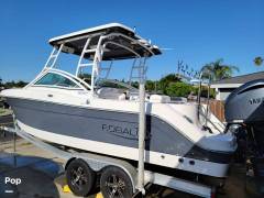 2022 Robalo R247, $ 119,500.00