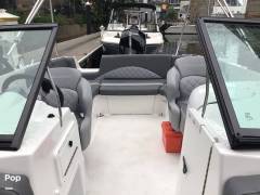 2025 NauticStar 223DC, $ 43,043.00