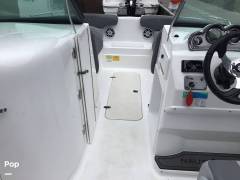 2025 NauticStar 223DC, $ 43,043.00