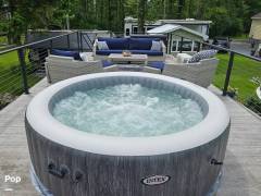 2025 East Coast Houseboats Freedom 40, $ 199,000.00