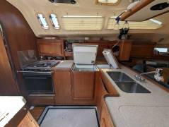 1996 Hunter 40.5 Legend, $ 49,900.00