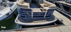 2022 Godfrey Pontoon Sweetwater 2386, $ 22,750.00