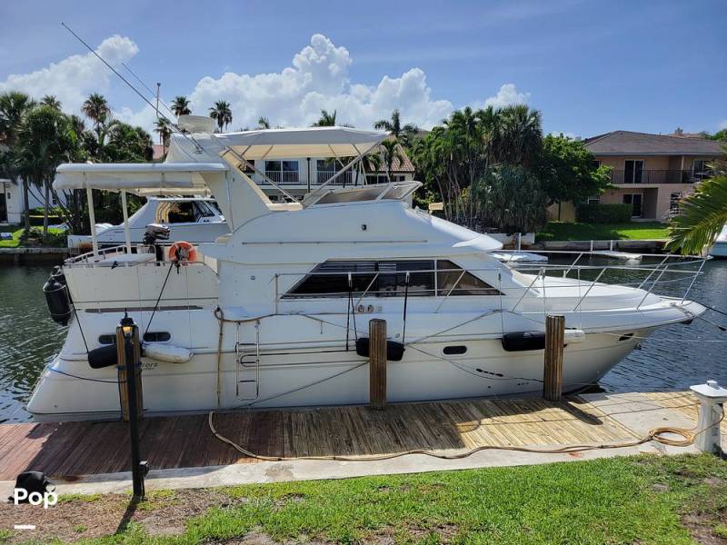 1998 Cruisers Yachts 3650, $ 73,000.00