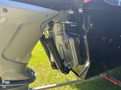 2023 Tracker Regency Series 250 DL3, $ 77,000.00