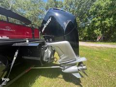 2023 Tracker Regency Series 250 DL3, $ 77,000.00