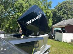 2023 Tracker Regency Series 250 DL3, $ 77,000.00