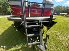 2023 Tracker Regency Series 250 DL3, $ 77,000.00