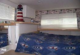 1998 Carver 325 Aft Cabin, $ 32,000.00