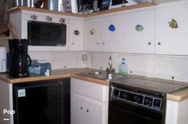 1998 Carver 325 Aft Cabin, $ 32,000.00