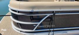 2024 Godfrey Pontoon Sweetwater 2286, $ 48,000.00