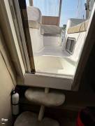 2005 Larson Cabrio 290, $ 43,350.00