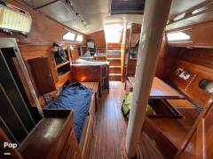 1981 Ericson Yachts 38, $ 24,900.00