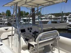 2024 Sailfish 220 CC, $ 74,000.00