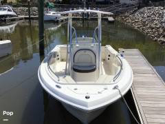 2024 Sailfish 220 CC, $ 74,000.00