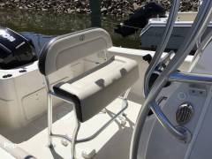 2024 Sailfish 220 CC, $ 74,000.00
