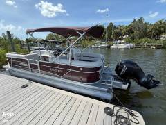 2023 Godfrey Pontoon Sweetwater 2286C, $ 27,000.00
