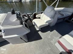 2023 Godfrey Pontoon Sweetwater 2286C, $ 27,000.00