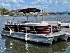 2023 Godfrey Pontoon Sweetwater 2286C, $ 27,000.00