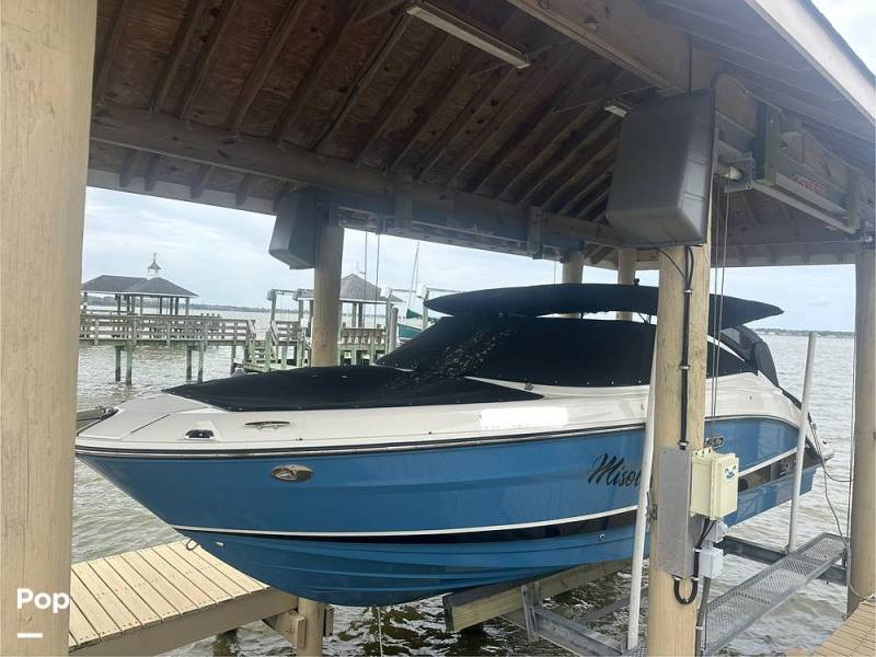 2023 Sea Ray 260 SLX, $ 189,000.00