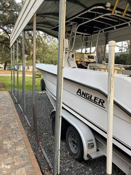 2001 Angler 2400 CC, $ 28,500.00