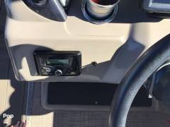 2022 Sun Tracker Party Barge 22 DLX, $ 45,000.00