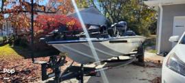 2022 Bass Tracker Pro 195 Tournament Edition, $ 26,900.00