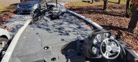 2022 Bass Tracker Pro 195 Tournament Edition, $ 26,900.00