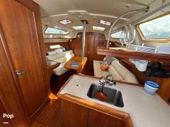 2002 Hunter 326 Cruiser, $ 39,900.00