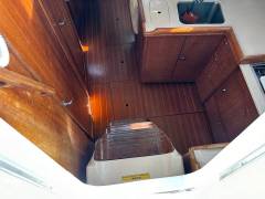 2002 Hunter 326 Cruiser, $ 39,900.00