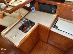 2002 Hunter 326 Cruiser, $ 39,900.00