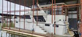 1986 Carver 4207 Aft Cabin, $ 34,999.00