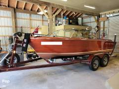 1955 Chris-Craft Holiday 18, $ 116,900.00