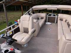 2020 Sun Tracker Party Barge 22 DLX, $ 33,500.00