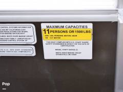 2020 Sun Tracker Party Barge 22 DLX, $ 33,500.00