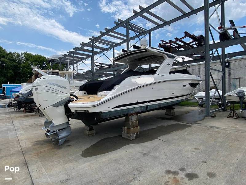 2020 Sea Ray SLX 350 Outboard, $ 299,900.00