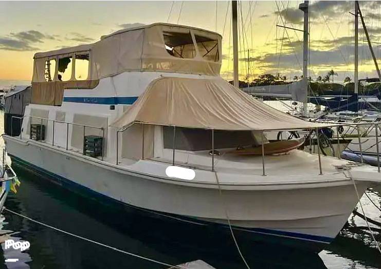 1985 Chris-Craft 450 Yacht Home, $ 89,990.00